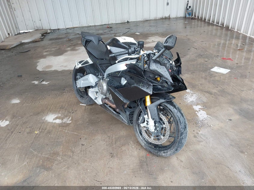 2025 Aprilia Rs VIN ZD4KSUG05SS003648 IAAI salvage auction — FRONT END, Salvage Title, sold $875 on 2026-07-29 (photo 1)