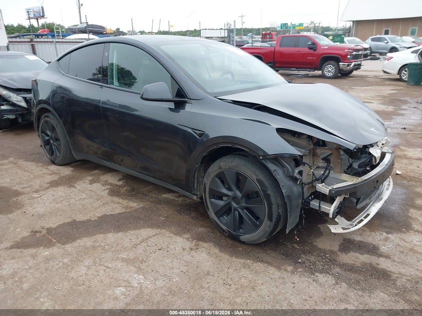 2025 Tesla Model y VIN 7SAYGAEEXSF308339 IAAI salvage auction — FRONT END, Salvage Title, sold $13,500 on 2026-09-11 (photo 1)