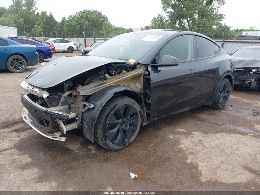 2025 Tesla Model y VIN 7SAYGAEEXSF308339 IAAI salvage auction — FRONT END, Salvage Title, sold $13,500 on 2026-09-11 (photo 2)