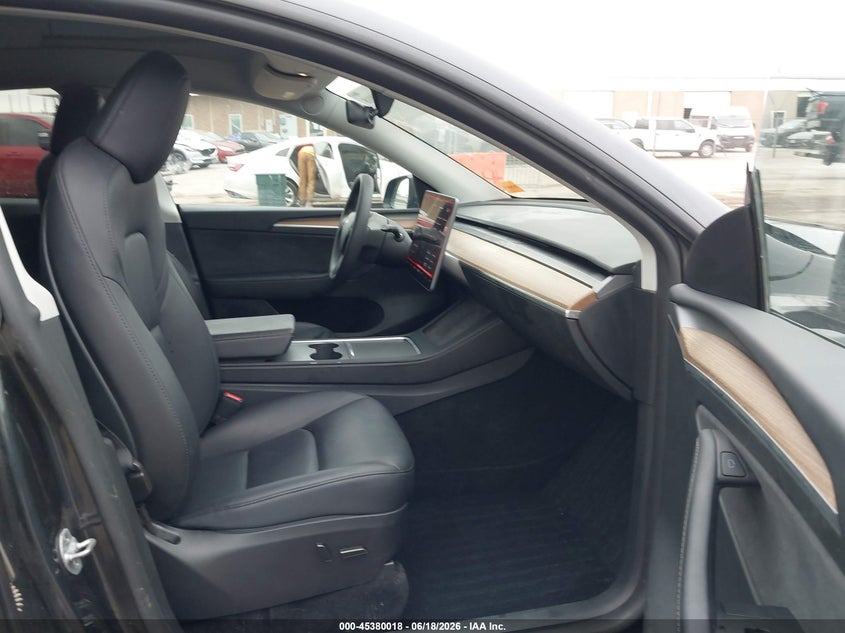 2025 Tesla Model y VIN 7SAYGAEEXSF308339 IAAI salvage auction — FRONT END, Salvage Title, sold $13,500 on 2026-09-11 (photo 5)