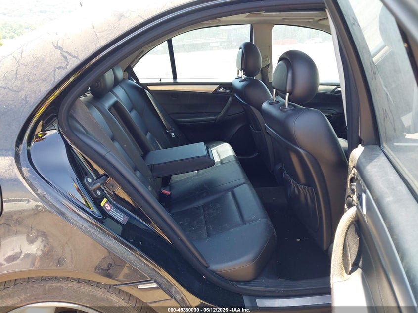 2005 Mercedes-benz C-klasse VIN WDBRF40J15A654298 IAAI salvage auction — NORMAL WEAR, Clear (Florida), sold $650 on 2026-07-23 (photo 8)