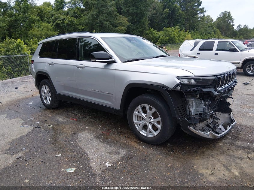 2023 Jeep Grand cherokee VIN 1C4RJJBG8P8835456 IAAI salvage auction — FRONT END, Salvage Title, sold $8,200 on 2026-09-09 (photo 1)