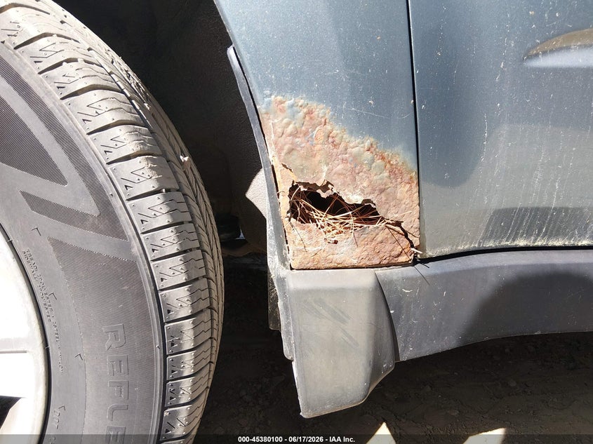 2010 Subaru Forester VIN JF2SH6BC8AH788641 IAAI salvage auction — NORMAL WEAR, Original (Vermont), sold $225 on 2026-07-16 (photo 6)