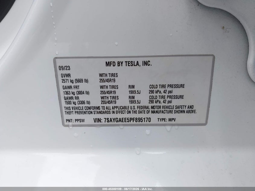 2023 Tesla Model y VIN 7SAYGAEE5PF895170 IAAI salvage auction — REAR END, Salvage Title, sold $8,600 on 2026-08-02 (photo 9)