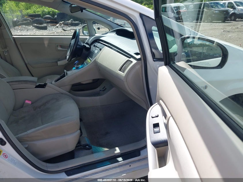 2011 Toyota Prius VIN JTDKN3DU0B1386456 IAAI salvage auction — SIDE, Salvage (Massachusetts), sold $1,250 on 2026-07-24 (photo 5)