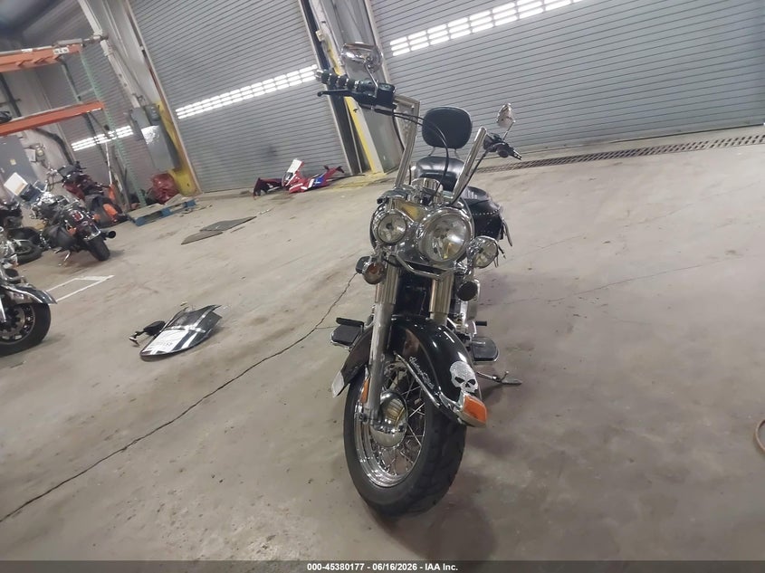 2008 Harley-davidson Flstc VIN 1HD1BW5118Y086482 IAAI salvage auction — LEFT SIDE, Clear (Indiana), sold $925 on 2026-09-23 (photo 5)