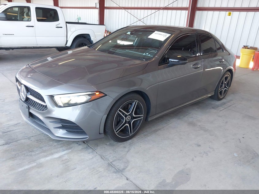 2019 Mercedes-benz A-klasse VIN WDD3G4EBXKW001222 IAAI salvage auction — RIGHT FRONT, Salvage Title, sold $8,300 on 2026-07-21 (photo 2)