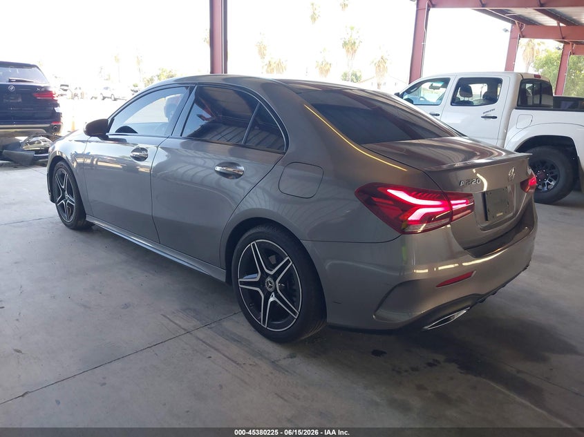 2019 Mercedes-benz A-klasse VIN WDD3G4EBXKW001222 IAAI salvage auction — RIGHT FRONT, Salvage Title, sold $8,300 on 2026-07-21 (photo 3)