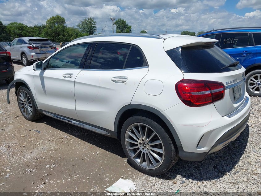 2018 Mercedes-benz Gla-klasse VIN WDCTG4GB4JJ488513 IAAI salvage auction — SIDE, Salvage (Illinois), sold $6,600 on 2026-07-21 (photo 3)