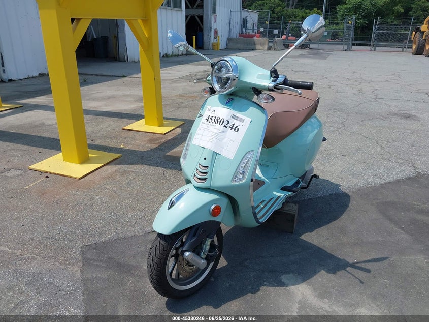 2023 Vespa - VIN ZAPM818G5P5908621 IAAI salvage auction — RIGHT FRONT, Salvage (North Carolina), sold $400 on 2026-07-16 (photo 2)