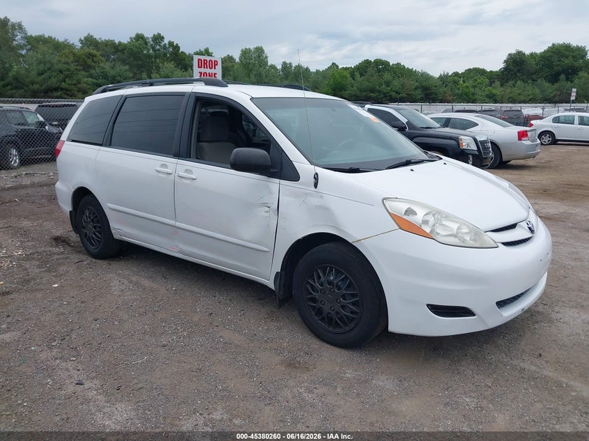2010 Toyota Sienna VIN 5TDKK4CC2AS340863 IAAI salvage auction — RIGHT SIDE, Clear (Indiana), sold $650 on 2026-07-14 (photo 1)