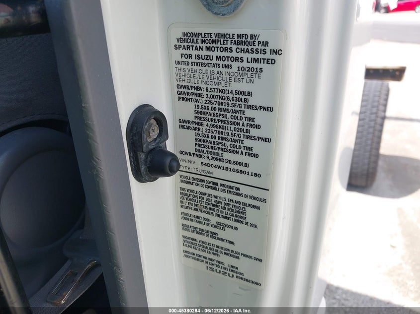 2016 Isuzu Npr hd VIN 54DC4W1B1GS801180 IAAI salvage auction — NORMAL WEAR, Clear (Florida), sold $3,150 on 2026-07-27 (photo 8)