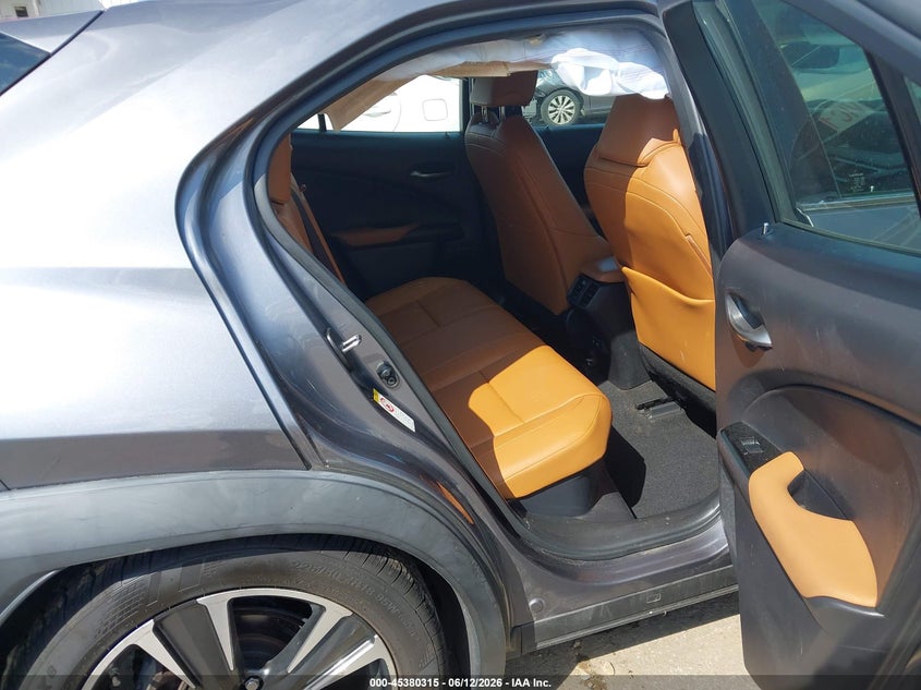 2019 Lexus Ux VIN JTHU9JBH4K2005286 IAAI salvage auction — FRONT END, Salvage Title, sold $2,050 on 2026-07-30 (photo 8)