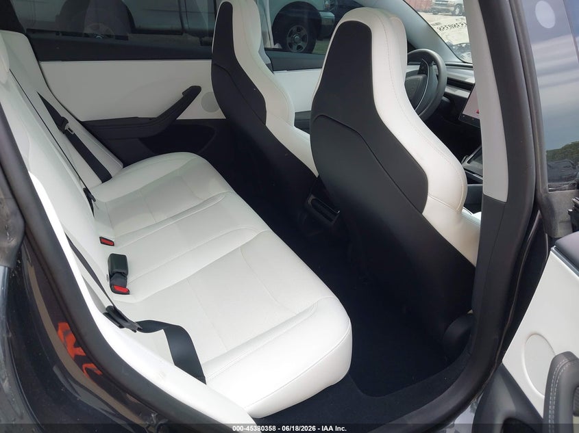 2025 Tesla Model 3 VIN 5YJ3E1ET6SF065902 IAAI salvage auction — FRONT END, Salvage Title, sold $20,750 on 2026-07-15 (photo 8)