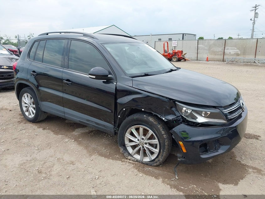2017 Volkswagen Tiguan VIN WVGBV7AX3HK052782 IAAI salvage auction — SIDE, Salvage (Ohio), sold $2,100 on 2026-07-30 (photo 1)