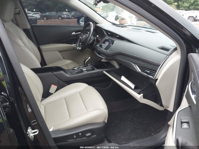 2020 Cadillac Xt4 VIN 1GYFZDR44LF089239 IAAI salvage auction — SIDE, Salvage Title, sold $4,150 on 2026-07-26 (photo 5)