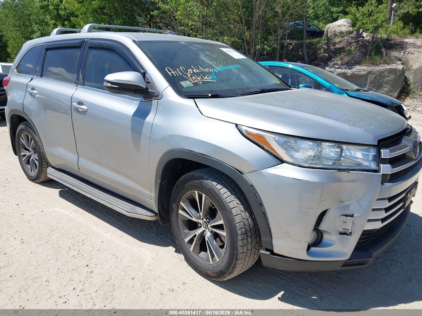 2017 Toyota Highlander VIN 5TDBZRFH8HS391150 IAAI salvage auction — FRONT END, Salvage (Massachusetts), sold $7,150 on 2026-07-21 (photo 1)