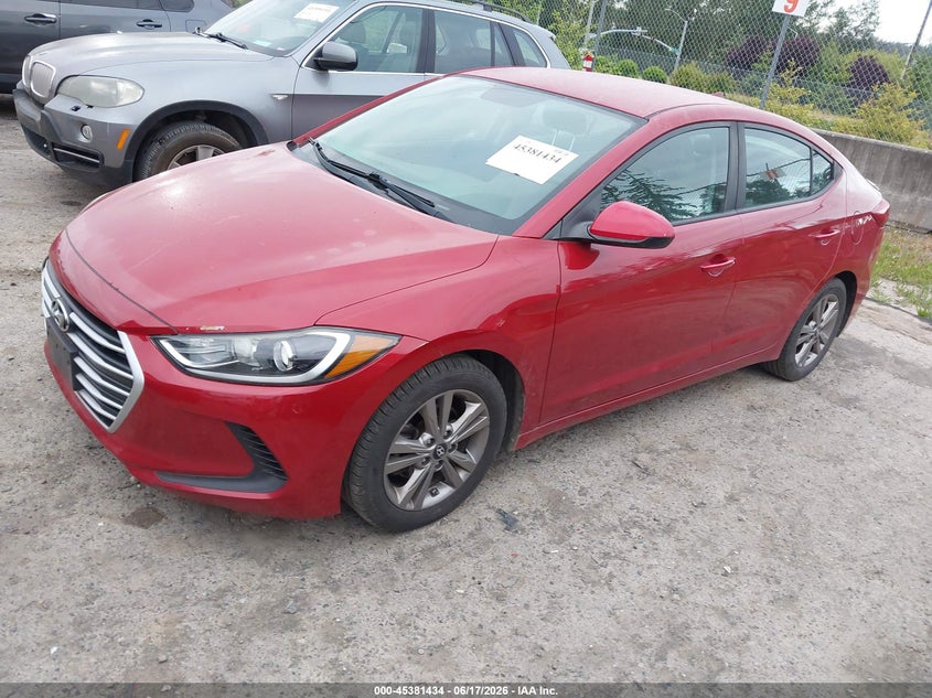 2017 Hyundai Elantra VIN KMHD84LF5HU210501 IAAI salvage auction — NORMAL WEAR, Clear (Washington), sold $1,425 on 2026-07-29 (photo 2)