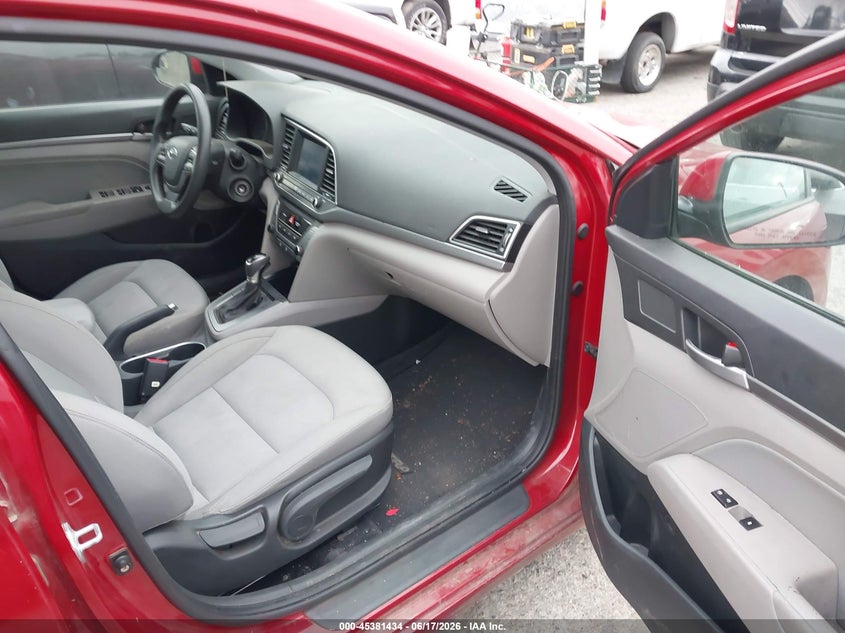 2017 Hyundai Elantra VIN KMHD84LF5HU210501 IAAI salvage auction — NORMAL WEAR, Clear (Washington), sold $1,425 on 2026-07-29 (photo 5)