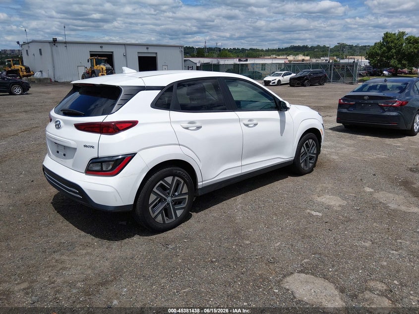 2023 Hyundai Kona VIN KM8K33AG7PU191542 IAAI salvage auction — LEFT SIDE, Salvage Title, sold $1,550 on 2026-07-24 (photo 4)