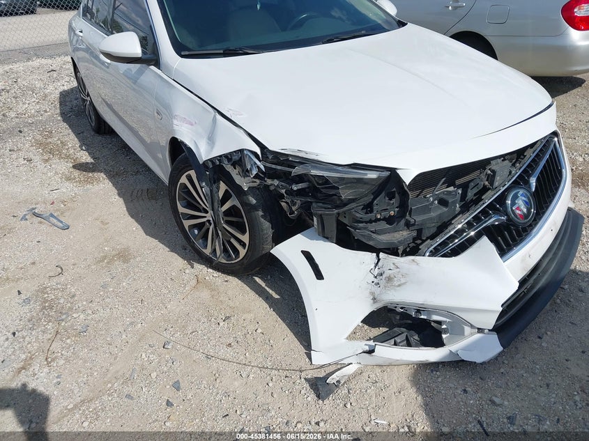 2018 Buick Regal VIN W04GP6SX5J1065780 IAAI salvage auction — RIGHT FRONT, Salvage (Illinois), sold $1,000 on 2026-07-28 (photo 6)