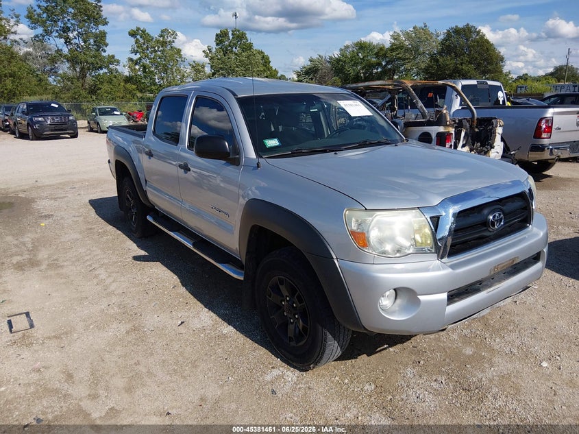 2008 Toyota Tacoma VIN 5TEJU62N78Z579665 IAAI salvage auction — ROOF, Salvage (Illinois), sold $1,300 on 2026-07-28 (photo 1)