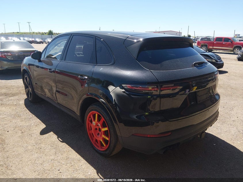 2021 Porsche Cayenne VIN WP1AA2AY2MDA00242 IAAI salvage auction — LEFT SIDE, Wait Title, sold $18,100 on 2026-09-11 (photo 3)