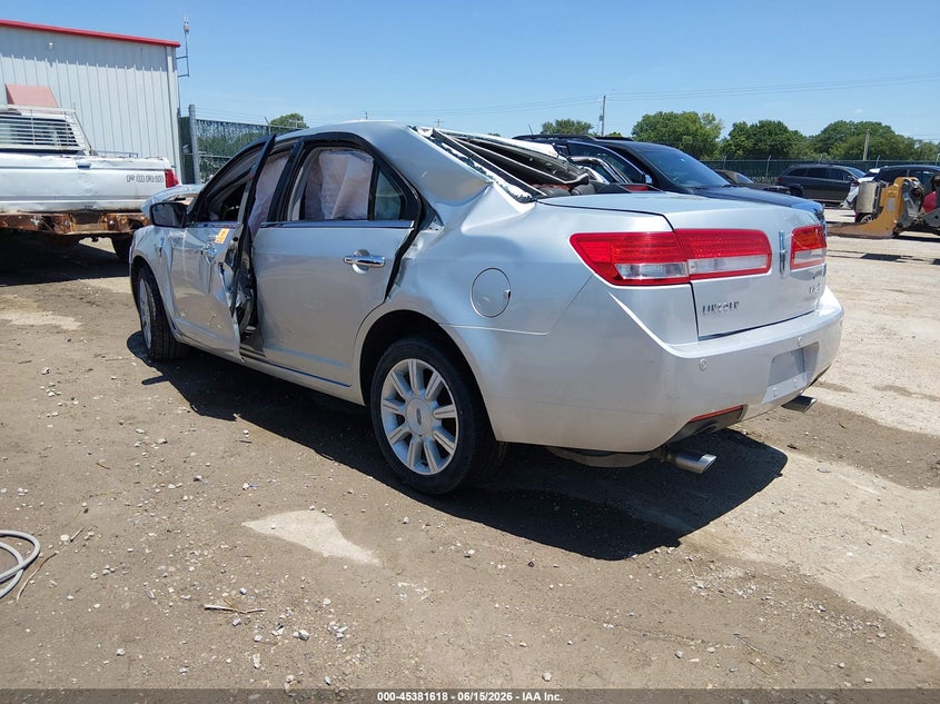 2012 Lincoln Mkz VIN 3LNHL2GC6CR835610 IAAI salvage auction — RIGHT FRONT, Salvage (Kansas), sold $225 on 2026-07-31 (photo 3)