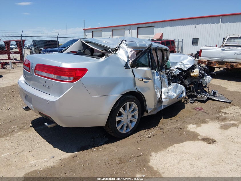 2012 Lincoln Mkz VIN 3LNHL2GC6CR835610 IAAI salvage auction — RIGHT FRONT, Salvage (Kansas), sold $225 on 2026-07-31 (photo 4)