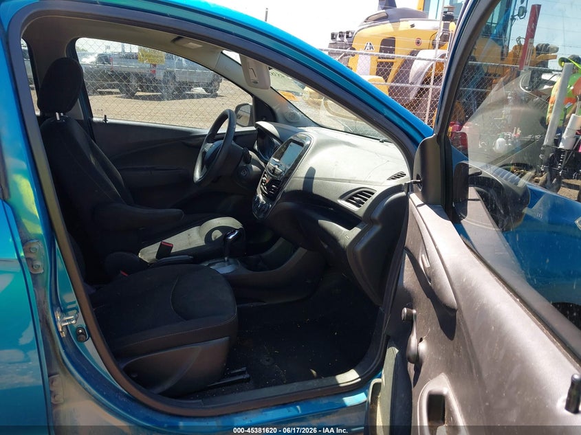 2019 Chevrolet Spark VIN KL8CB6SA8KC785541 IAAI salvage auction — LEFT & RIGHT, Original (Texas), sold $975 on 2026-07-28 (photo 5)