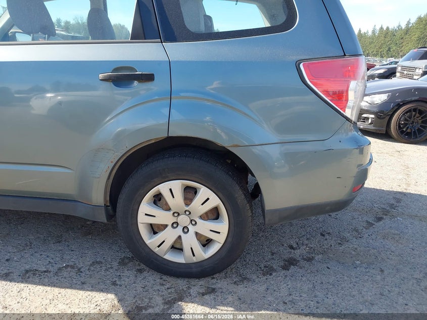 2009 Subaru Forester VIN JF2SH61679H727367 IAAI salvage auction — NORMAL WEAR, Clear (Washington), sold $650 on 2026-07-15 (photo 6)