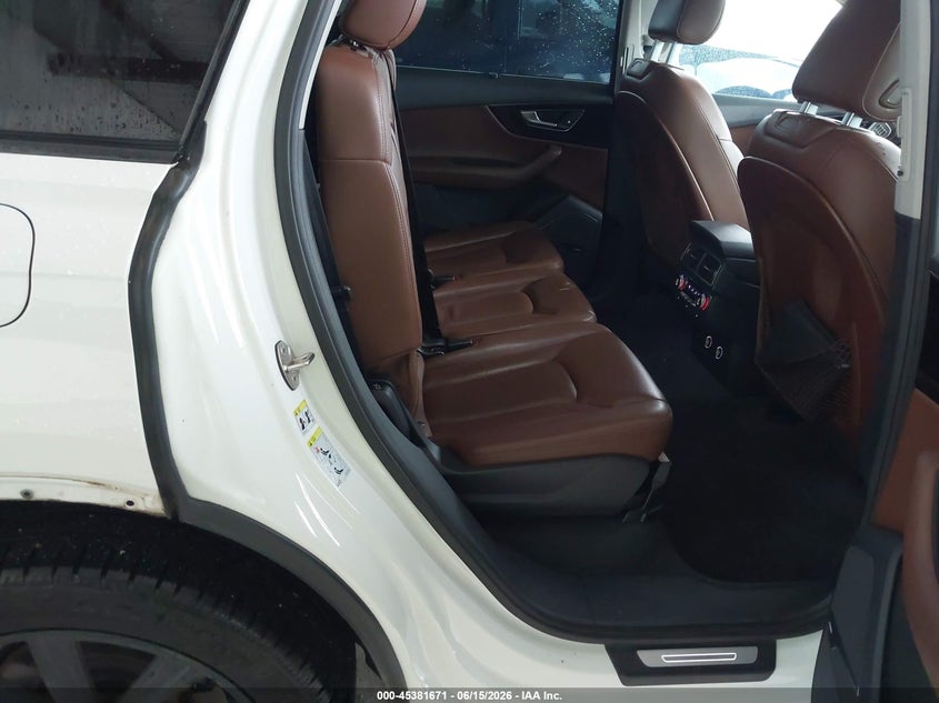 2019 Audi Q7 VIN WA1VAAF75KD016438 IAAI salvage auction — REAR END, Original (Texas), sold $8,800 on 2026-07-24 (photo 8)