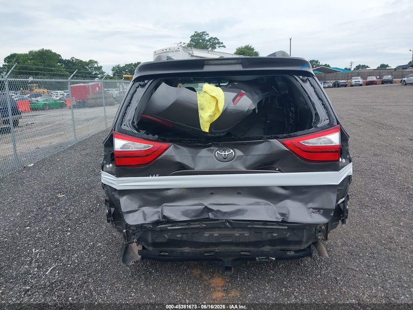 2017 Toyota Sienna VIN 5TDYZ3DC2HS865639 IAAI salvage auction — REAR END, Salvage (South Carolina), sold $7,800 on 2026-07-07 (photo 6)