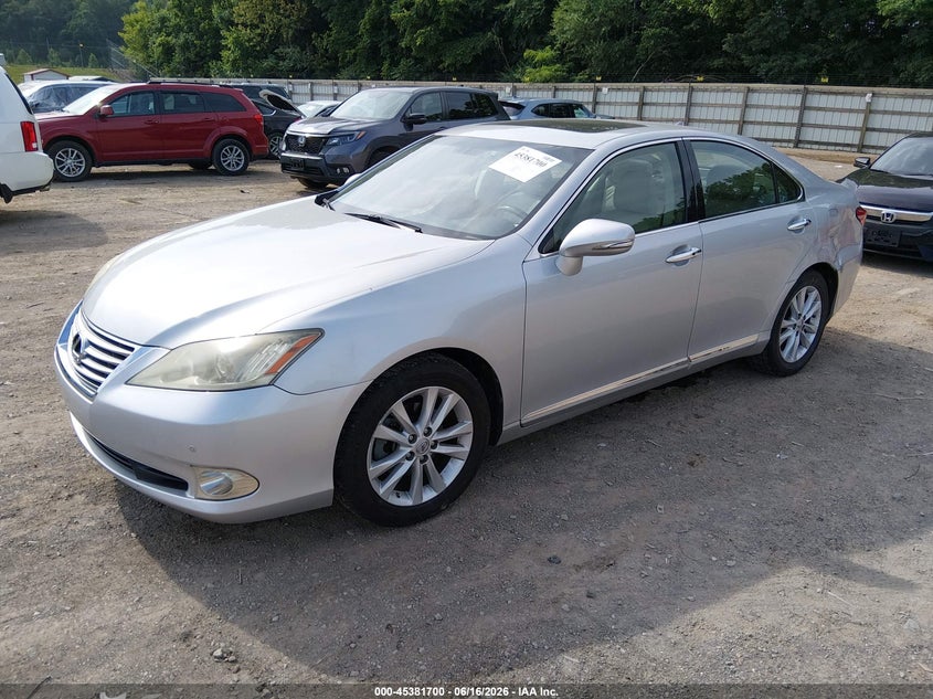 2010 Lexus Es 350 VIN JTHBK1EG3A2352301 IAAI salvage auction — LEFT REAR, Salvage (Tennessee), sold $2,850 on 2026-07-15 (photo 2)