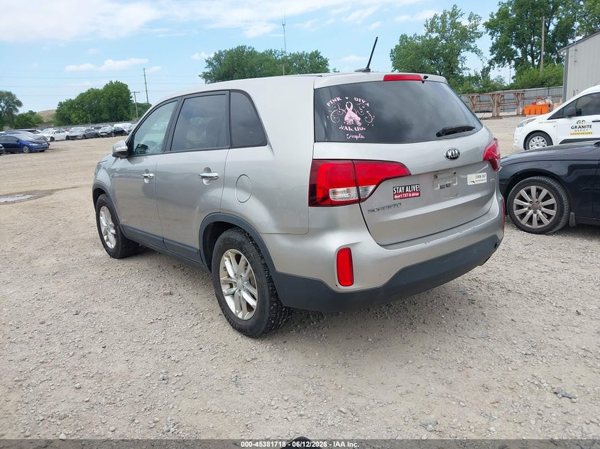 2015 Kia Sorento VIN 5XYKTCA68FG557505 IAAI salvage auction — NORMAL WEAR, Original (Ohio), sold $700 on 2026-07-08 (photo 3)