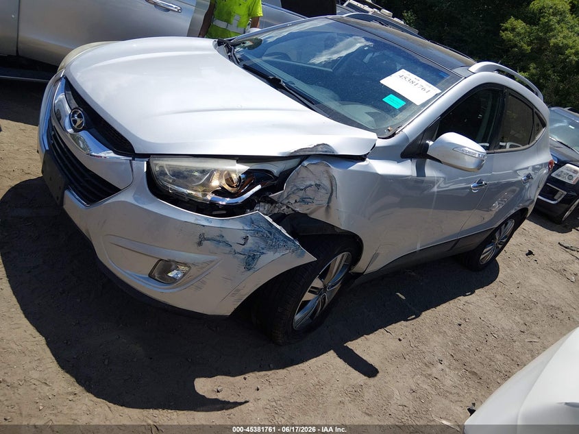2015 Hyundai Tucson VIN KM8JUCAG9FU975633 IAAI salvage auction — LEFT FRONT, Clear (Massachusetts), sold $2,600 on 2026-07-28 (photo 2)