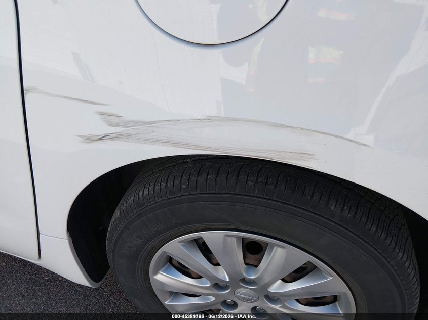 2021 Chrysler Voyager VIN 2C4RC1AG7MR558438 IAAI salvage auction — NORMAL WEAR, Sf97 (Colorado), sold $10,300 on 2026-08-05 (photo 6)