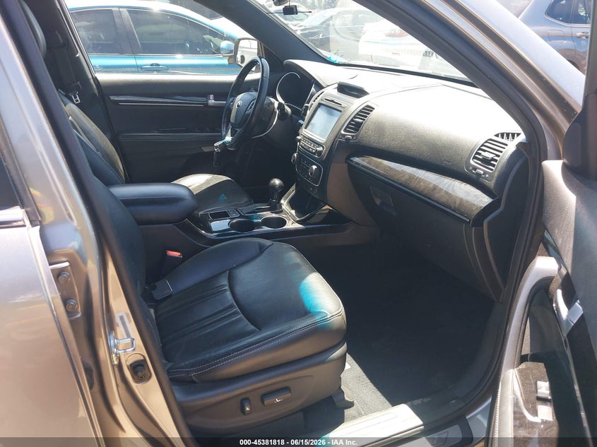 2015 Kia Sorento VIN 5XYKW4A7XFG616897 IAAI salvage auction — RIGHT FRONT, Salvage (California), sold $2,300 on 2026-07-22 (photo 5)