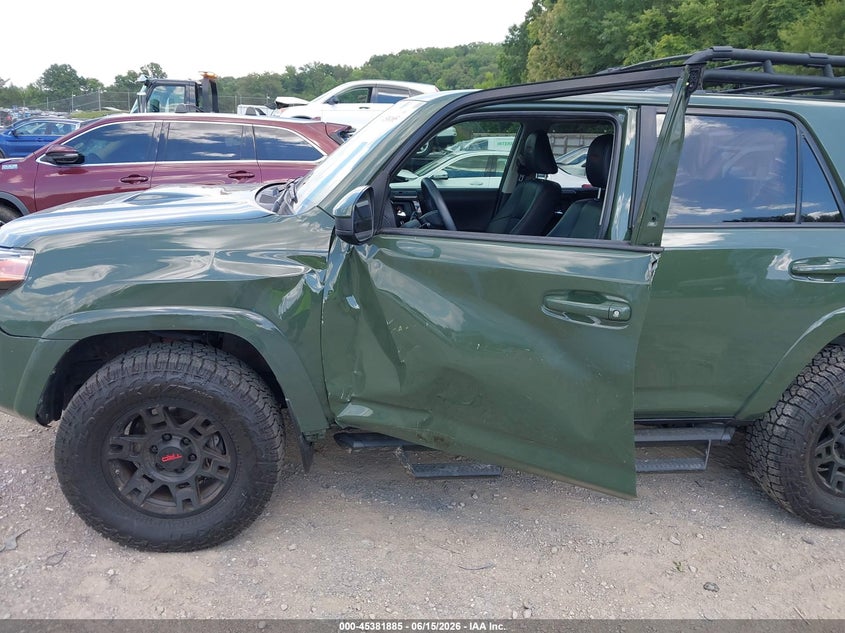 2020 Toyota 4runner VIN JTEBU5JR9L5834942 IAAI salvage auction — SIDE, Salvage (Tennessee), sold $9,000 on 2026-07-29 (photo 6)