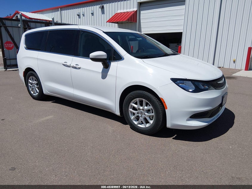 2022 Chrysler Voyager VIN 2C4RC1CG6NR127829 IAAI salvage auction — NORMAL WEAR, Sf97 (Colorado), sold $8,525 on 2026-08-05 (photo 1)