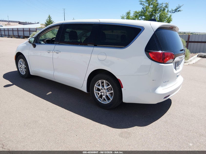 2022 Chrysler Voyager VIN 2C4RC1CG6NR127829 IAAI salvage auction — NORMAL WEAR, Sf97 (Colorado), sold $8,525 on 2026-08-05 (photo 3)