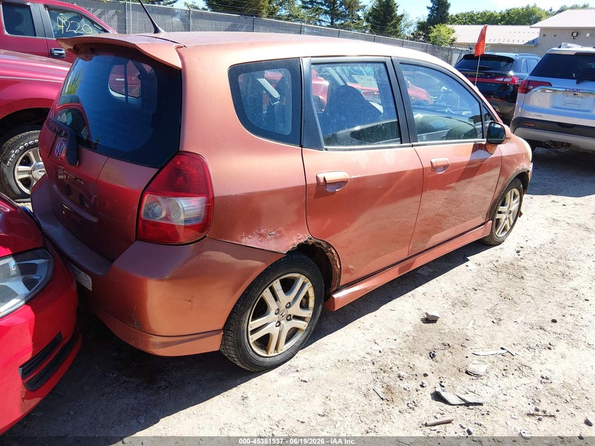 2008 Honda Fit VIN JHMGD37638S027528 IAAI salvage auction — NORMAL WEAR, Salvage (Wisconsin), sold $175 on 2026-07-22 (photo 4)