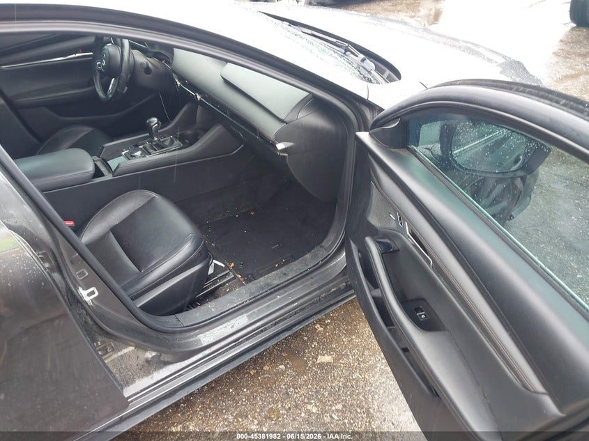 2021 Mazda 3 VIN JM1BPBNY4M1400352 IAAI salvage auction — SIDE, Salvage Title, sold $6,975 on 2026-08-26 (photo 5)