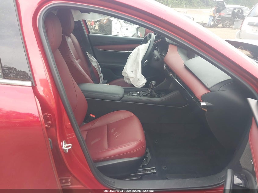 2019 Mazda 3 VIN JM1BPBNM8K1143836 IAAI salvage auction — FRONT END, Salvage - 75% Or Less (Maryland), sold $1,400 on 2026-07-22 (photo 5)
