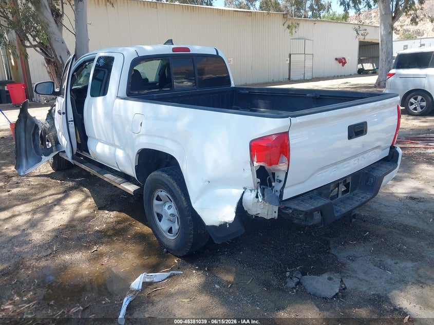 2017 Toyota Tacoma VIN 5TFRX5GN9HX079964 IAAI salvage auction — ENGINE DAMAGE, Salvage (California), sold $1,750 on 2026-07-07 (photo 3)