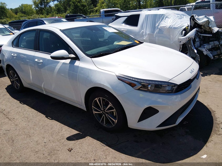 2024 Kia Forte VIN 3KPF24AD9RE786253 IAAI salvage auction — HAIL, Salvage Title, sold $5,100 on 2026-07-17 (photo 1)