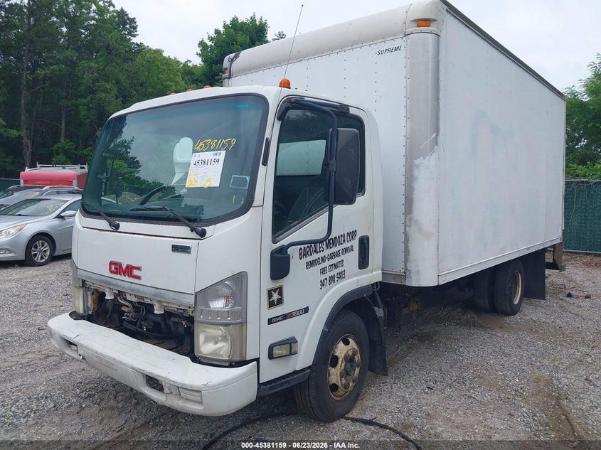 2007 Gmc W3500 VIN J8DB4W16177401558 IAAI salvage auction — ENGINE DAMAGE, Mv-907A (New York), sold $25 on 2026-07-21 (photo 2)