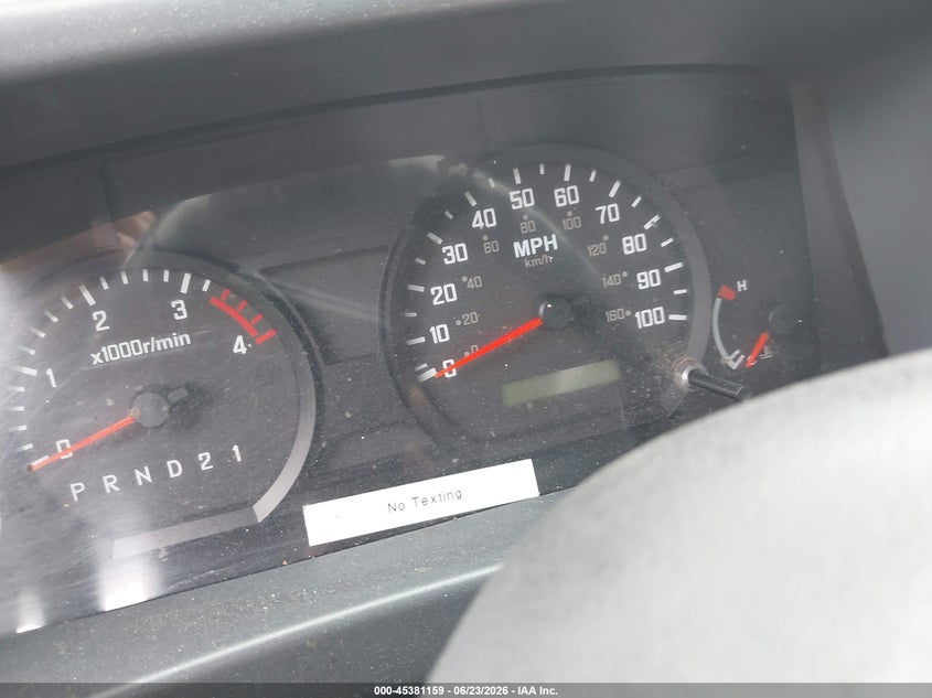 2007 Gmc W3500 VIN J8DB4W16177401558 IAAI salvage auction — ENGINE DAMAGE, Mv-907A (New York), sold $25 on 2026-07-21 (photo 5)