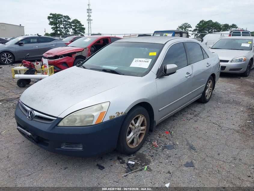 2007 Honda Accord VIN JHMCM56317C016568 IAAI salvage auction — RIGHT FRONT, Salvage (Georgia), sold $25 on 2026-07-29 (photo 2)