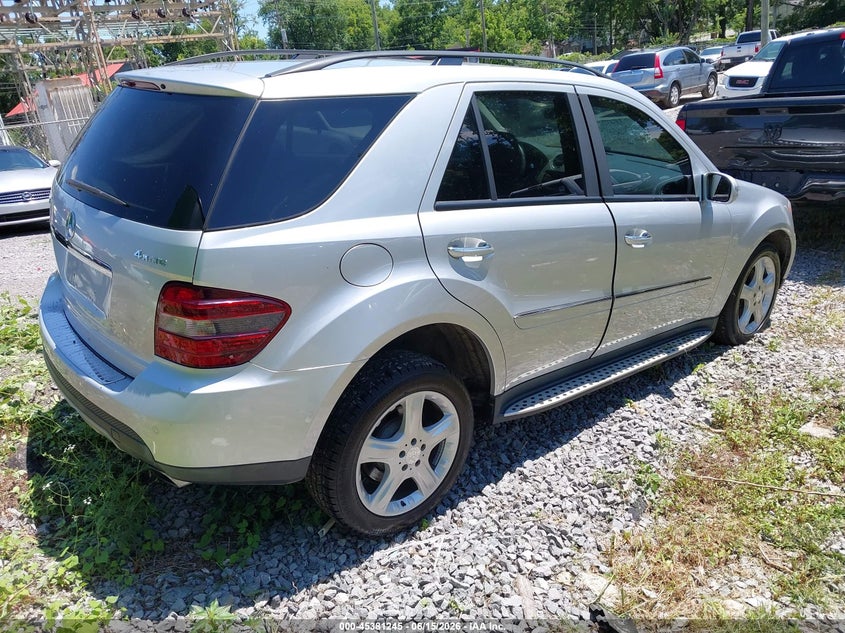 2008 Mercedes-benz Ml-class VIN 4JGBB86E08A402106 IAAI salvage auction — NORMAL WEAR, Clear (Tennessee), sold $250 on 2026-07-09 (photo 4)